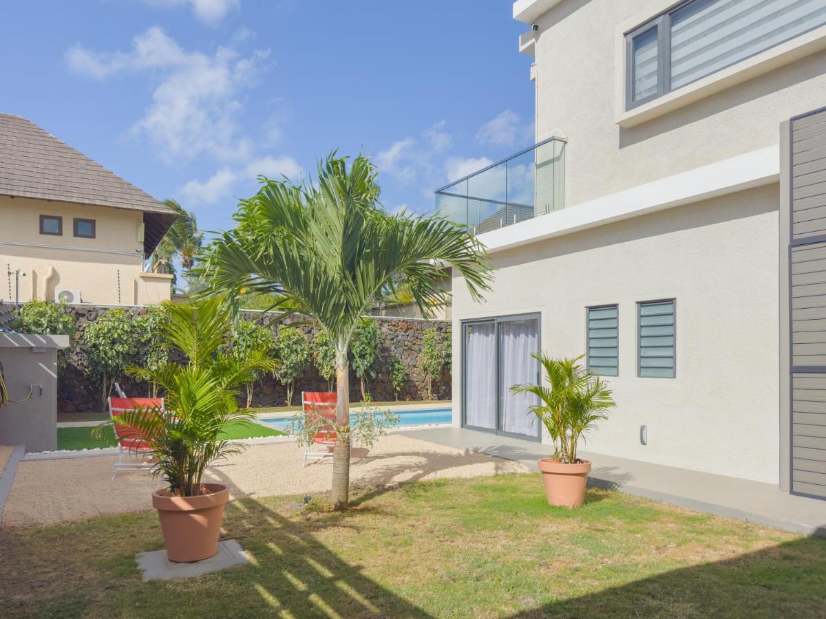 Spacious 4 Bedrooms Villa With Infinity Pool Grand Baie Esterno foto